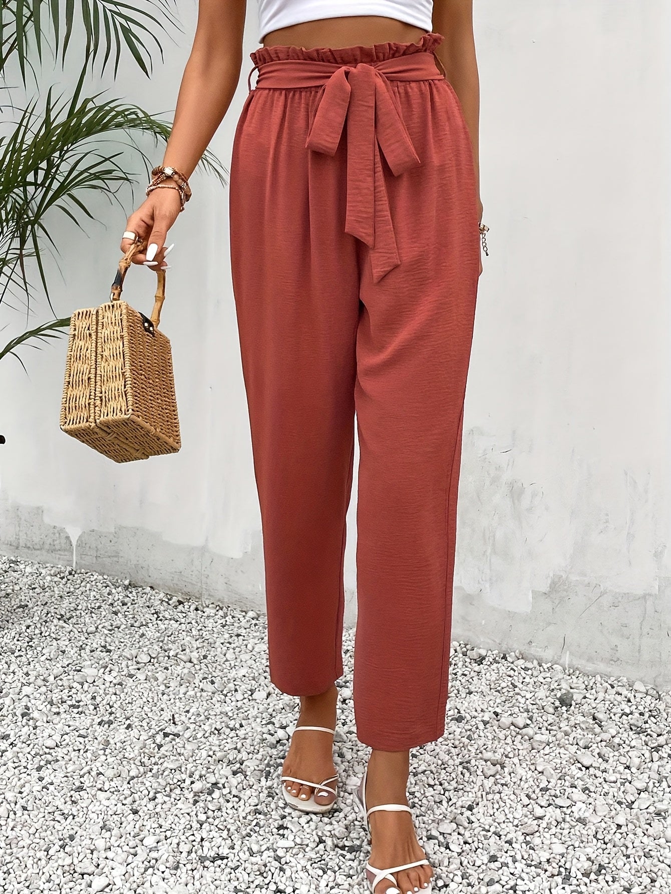 BOWY – Karottenhose mit Schleifendetail