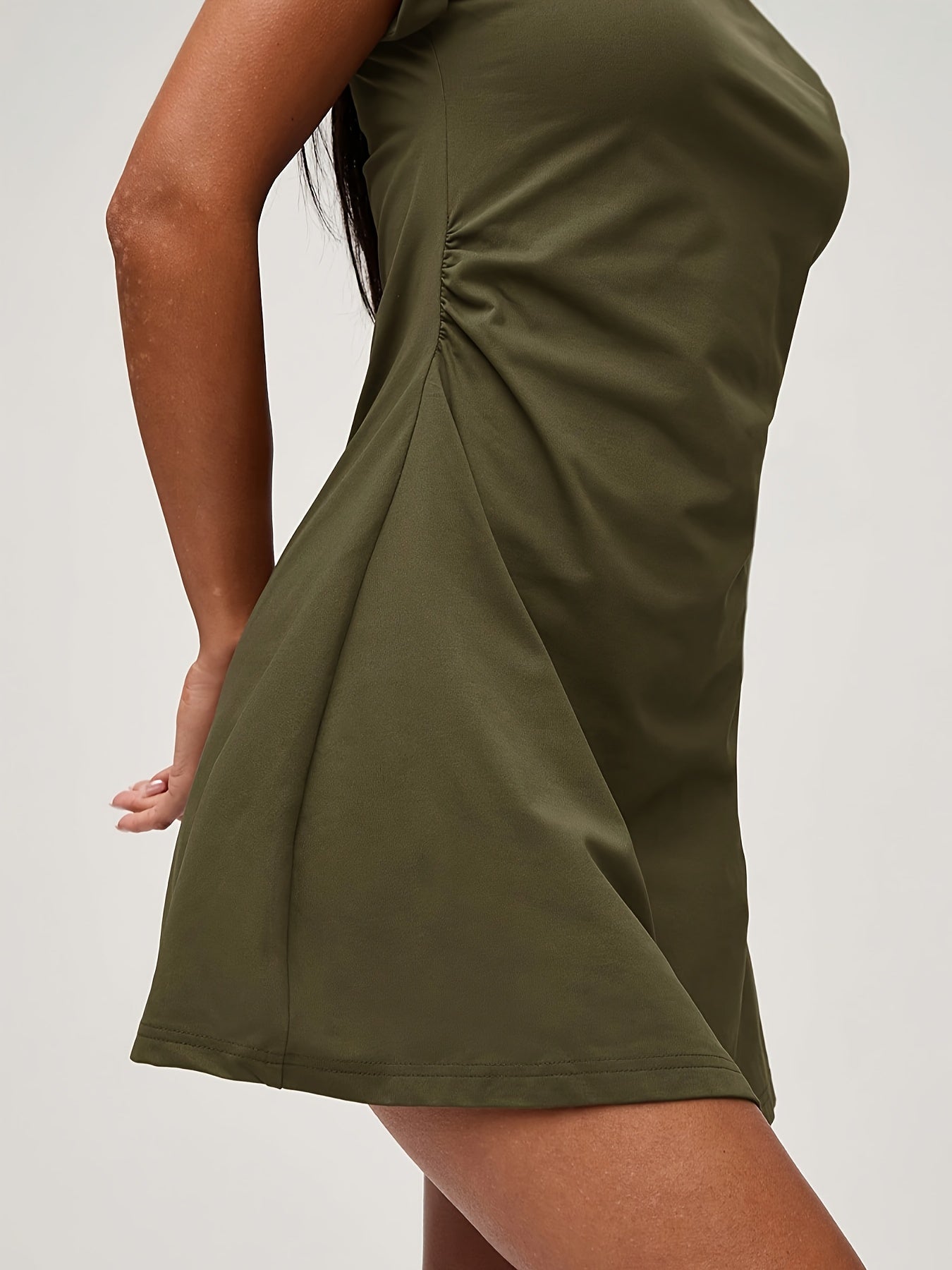 DRES – Minikleid mit Raffungen