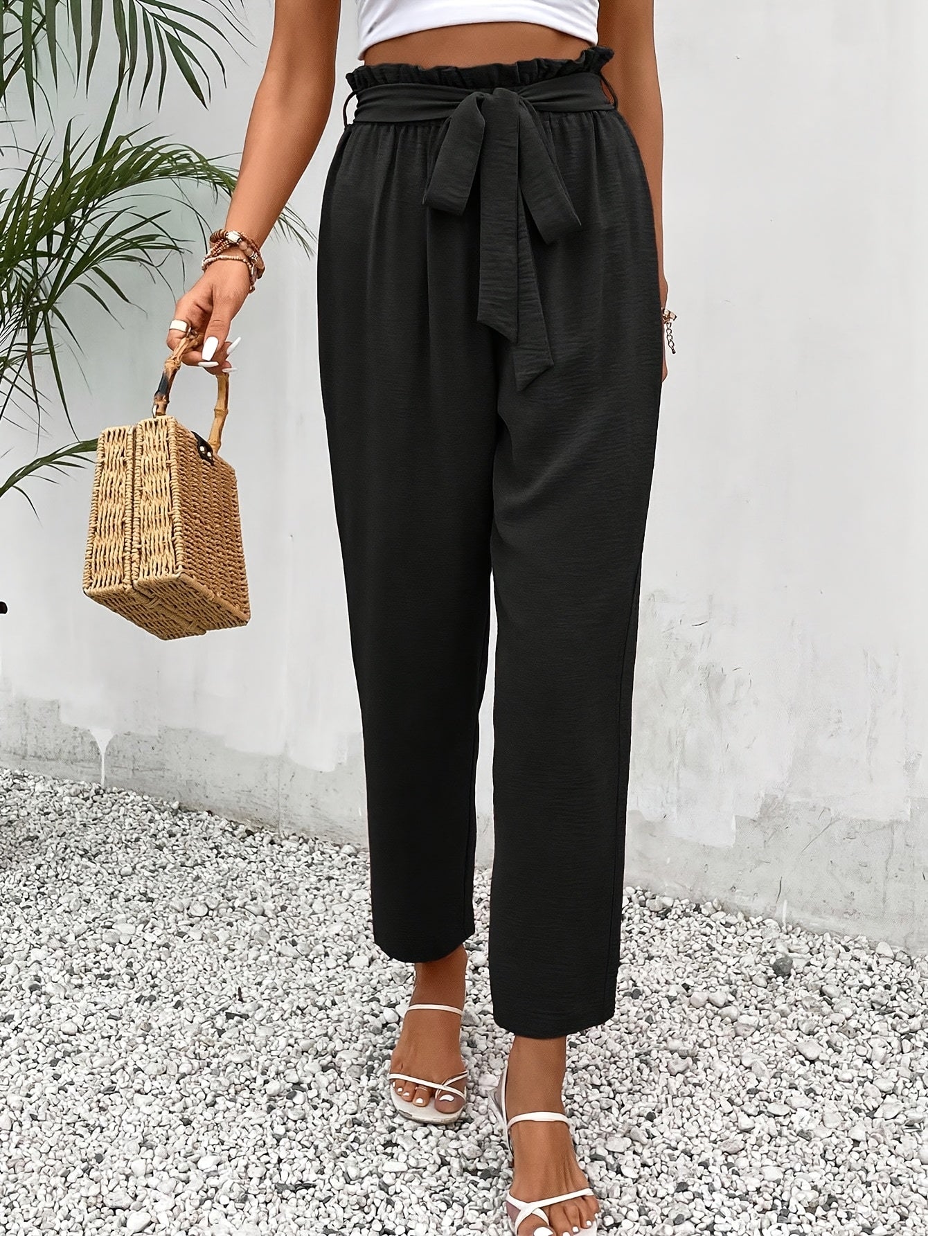 BOWY – Karottenhose mit Schleifendetail
