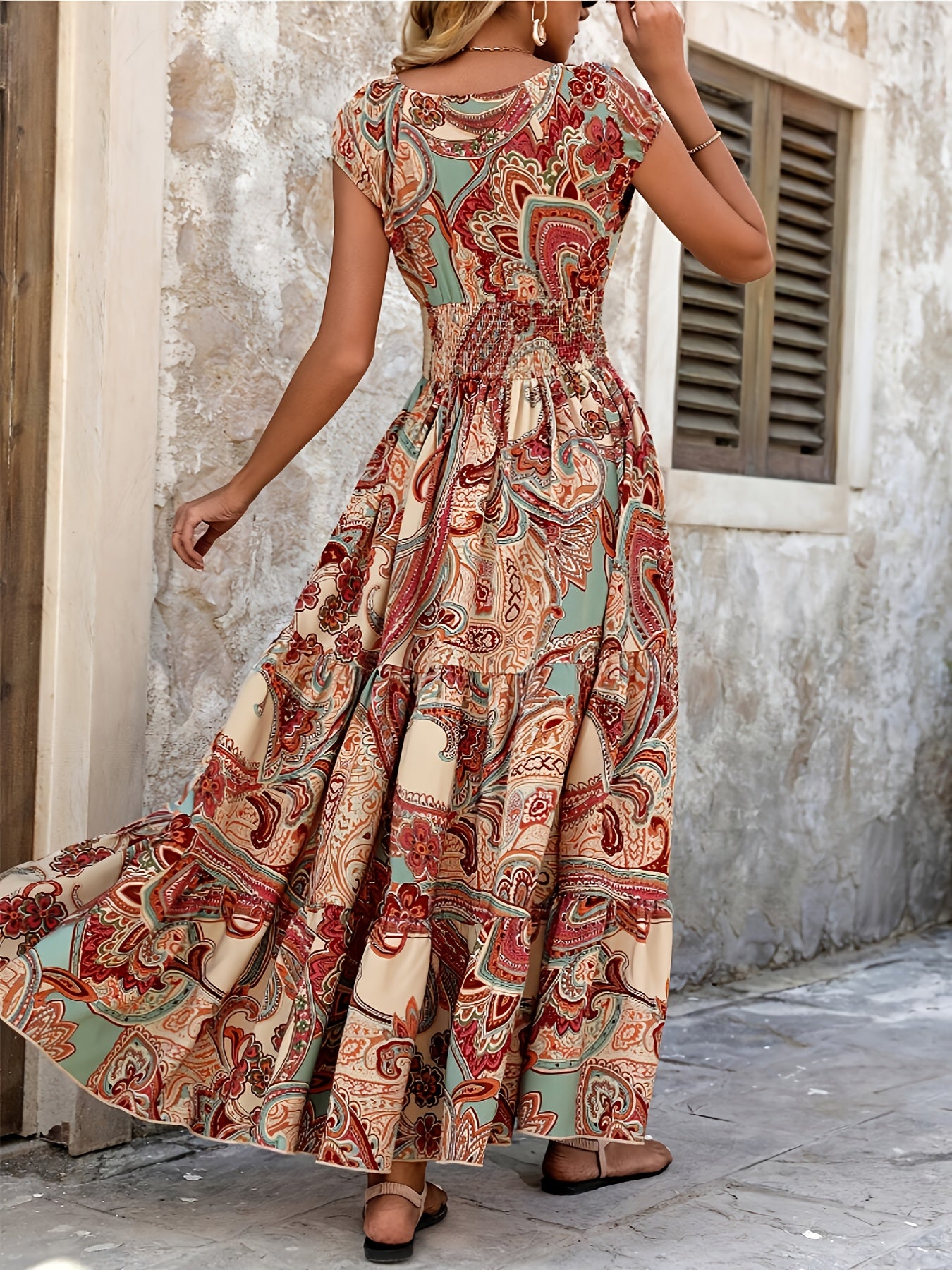 ZARA – Maxikleid mit Paisley-Print