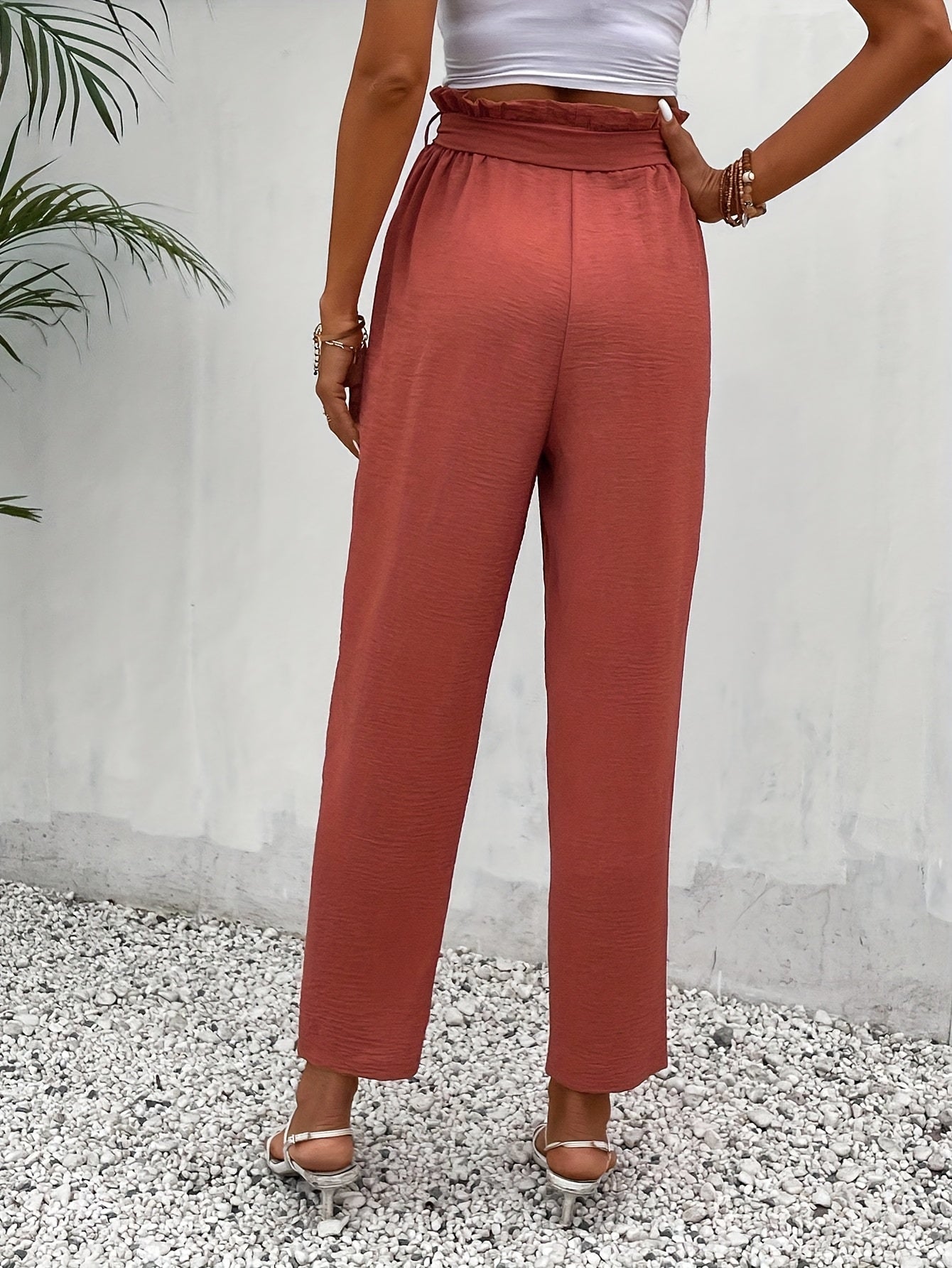 BOWY – Karottenhose mit Schleifendetail