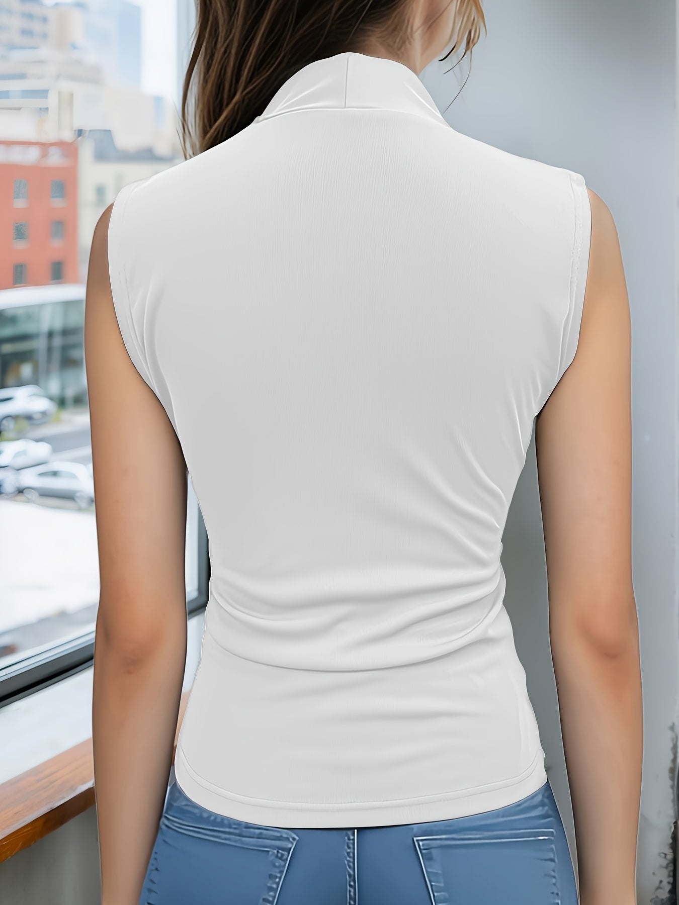 VENA – Elegantes Sommer-Top mit V-Ausschnitt