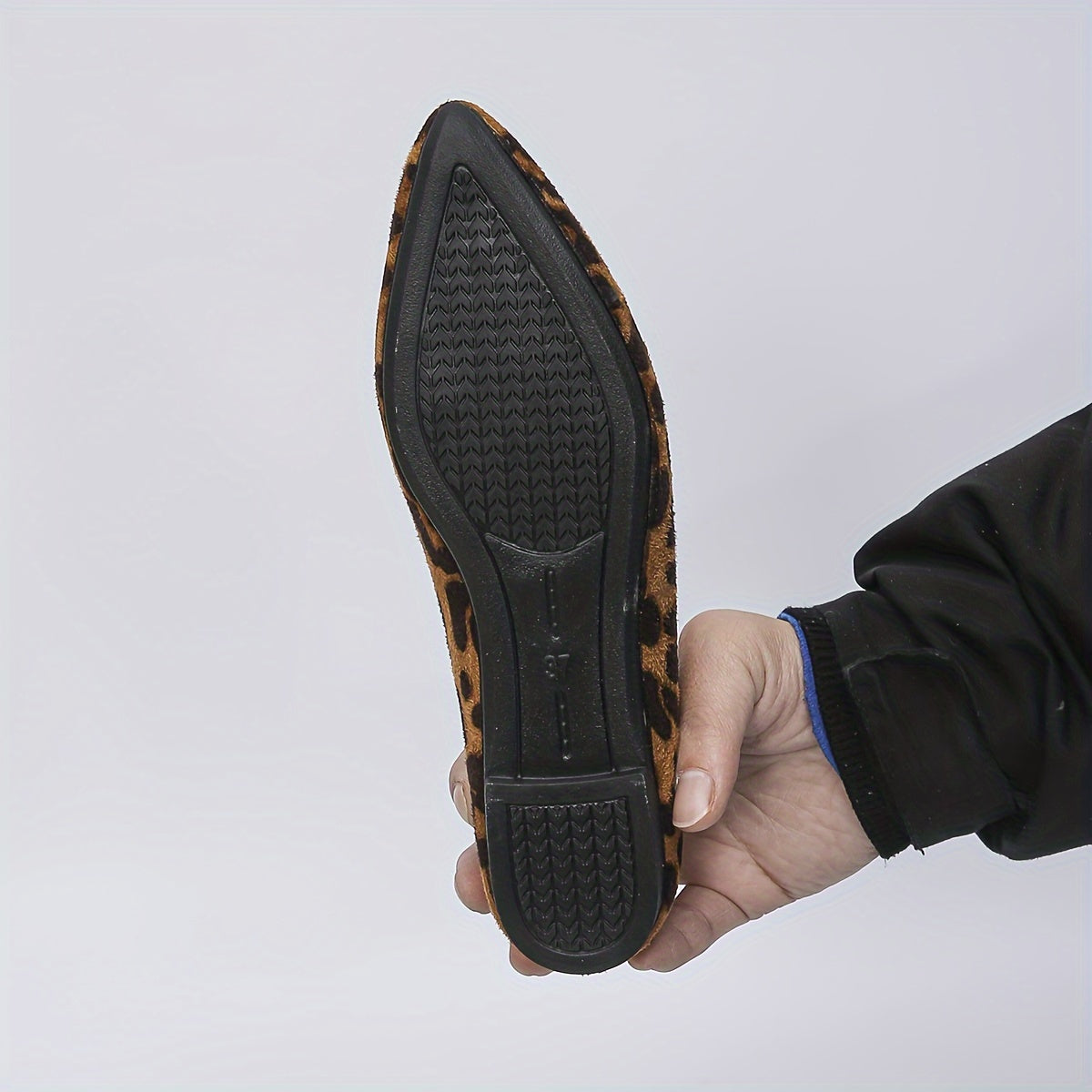LEO – Modische Leopard-Print Slip-On Loafers