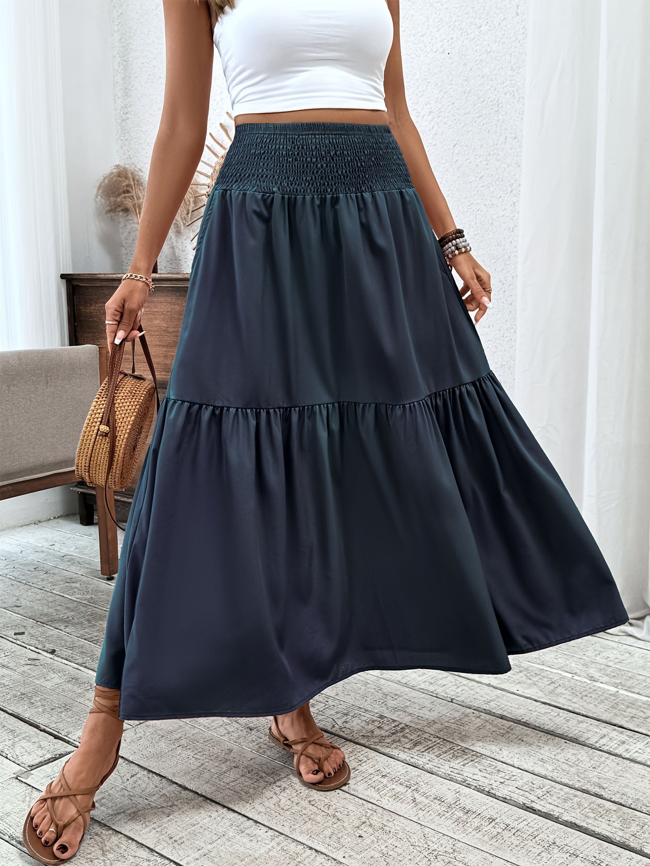 DARA – Midirock mit Blumenmuster & Taschen