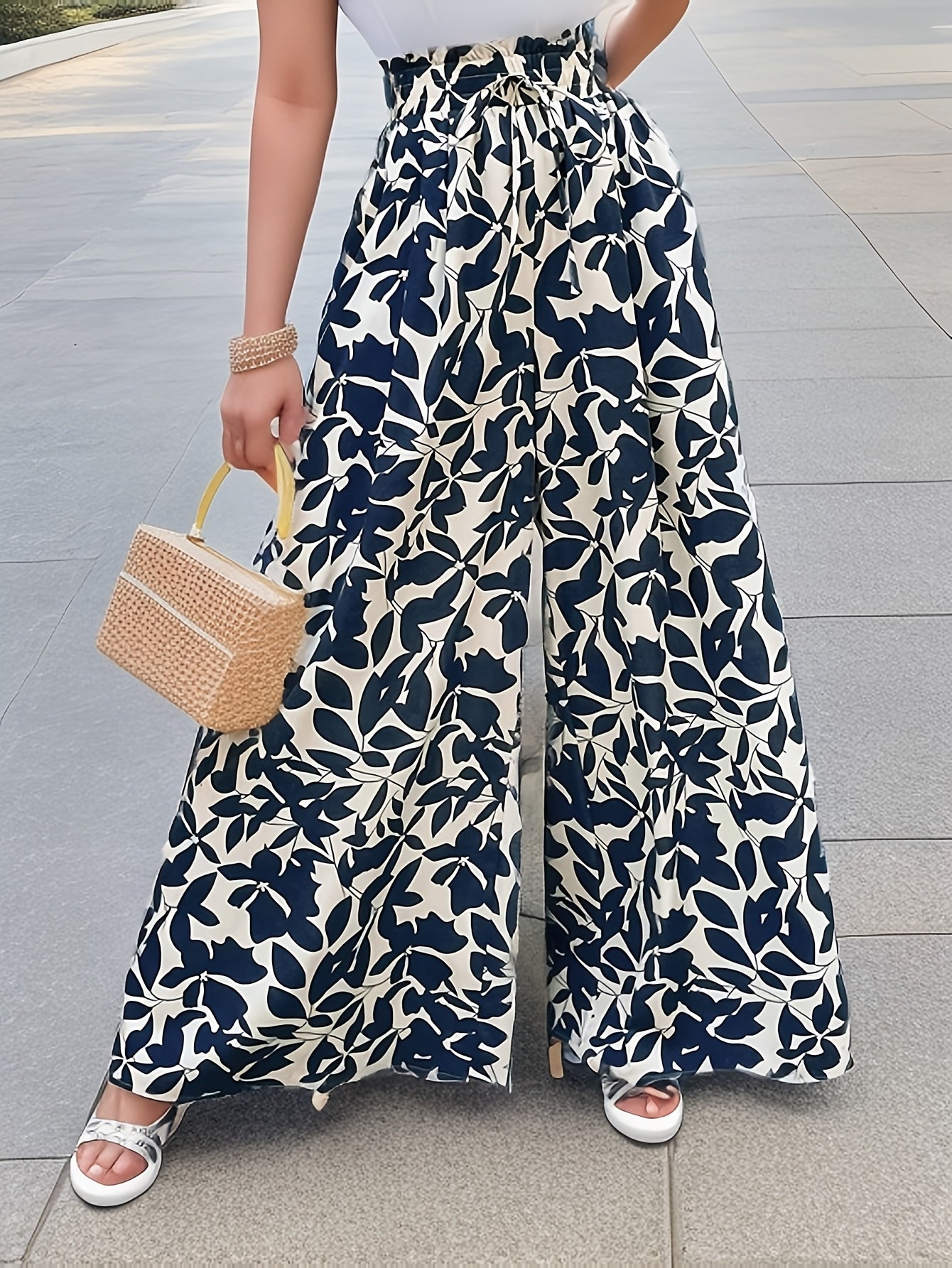 BOHO – Weitbein-Hose mit Blumenprint