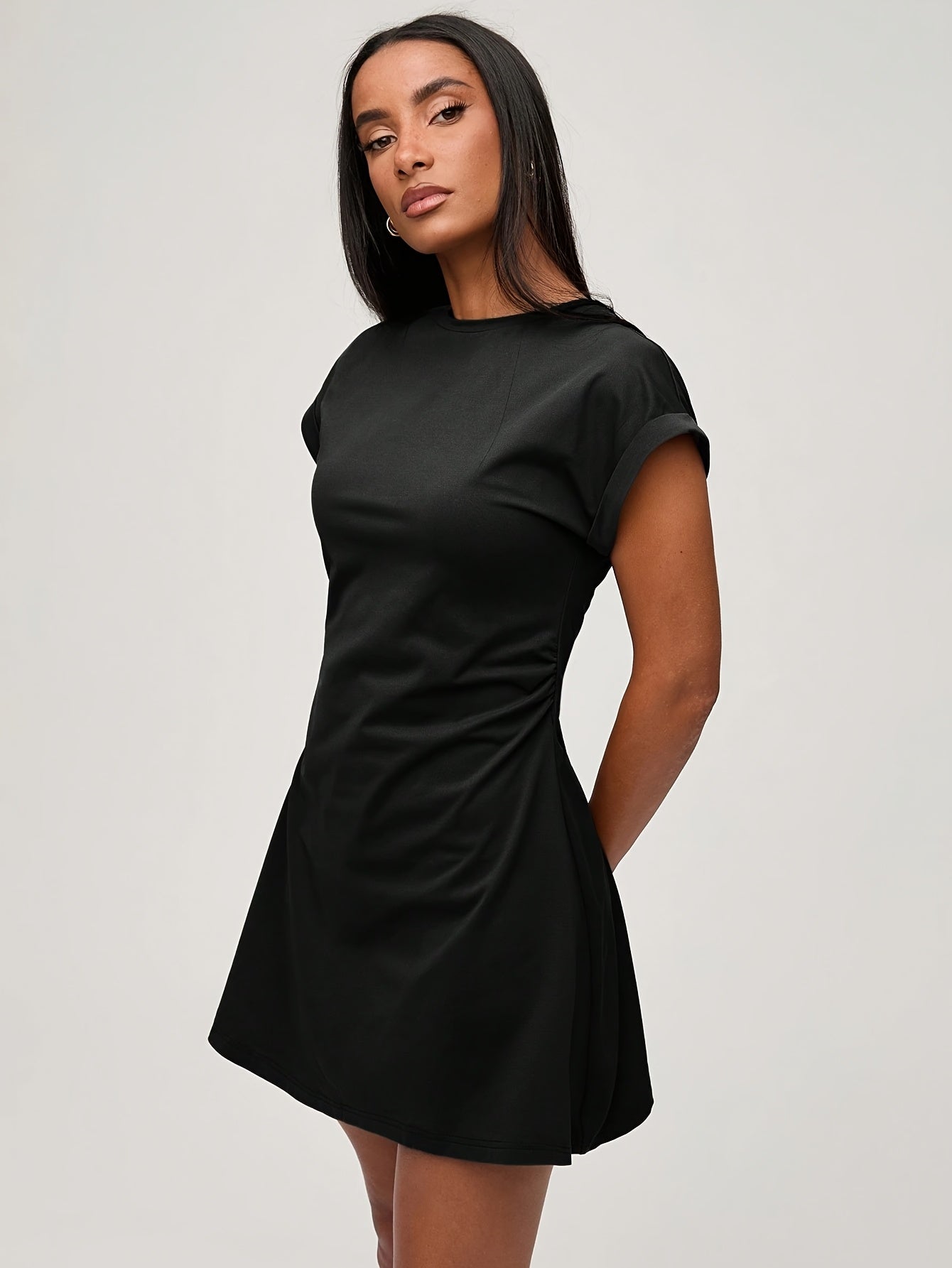 DRES – Minikleid mit Raffungen