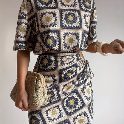 FLOR – Minikleid mit Blumenprint & Drawstring