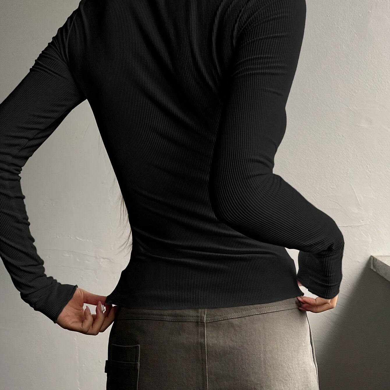 HENY – Langarm Henley-Shirt mit Stretch-Rippstruktur