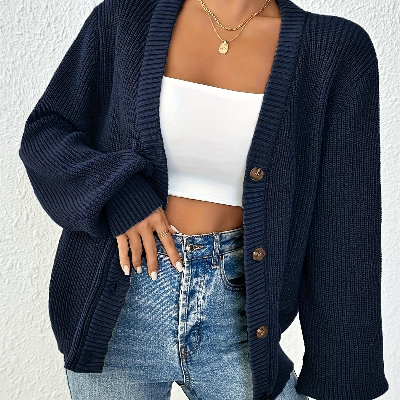 KNIT – Strickjacke mit Knopfleiste