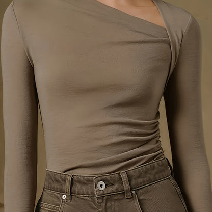ASYM – Elegantes Langarmshirt