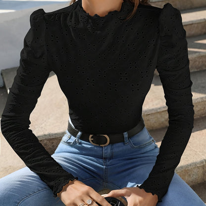 FREN – Französisches Blusenshirt mit Stickdetails
