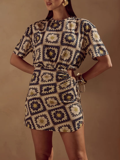 FLOR – Minikleid mit Blumenprint & Drawstring