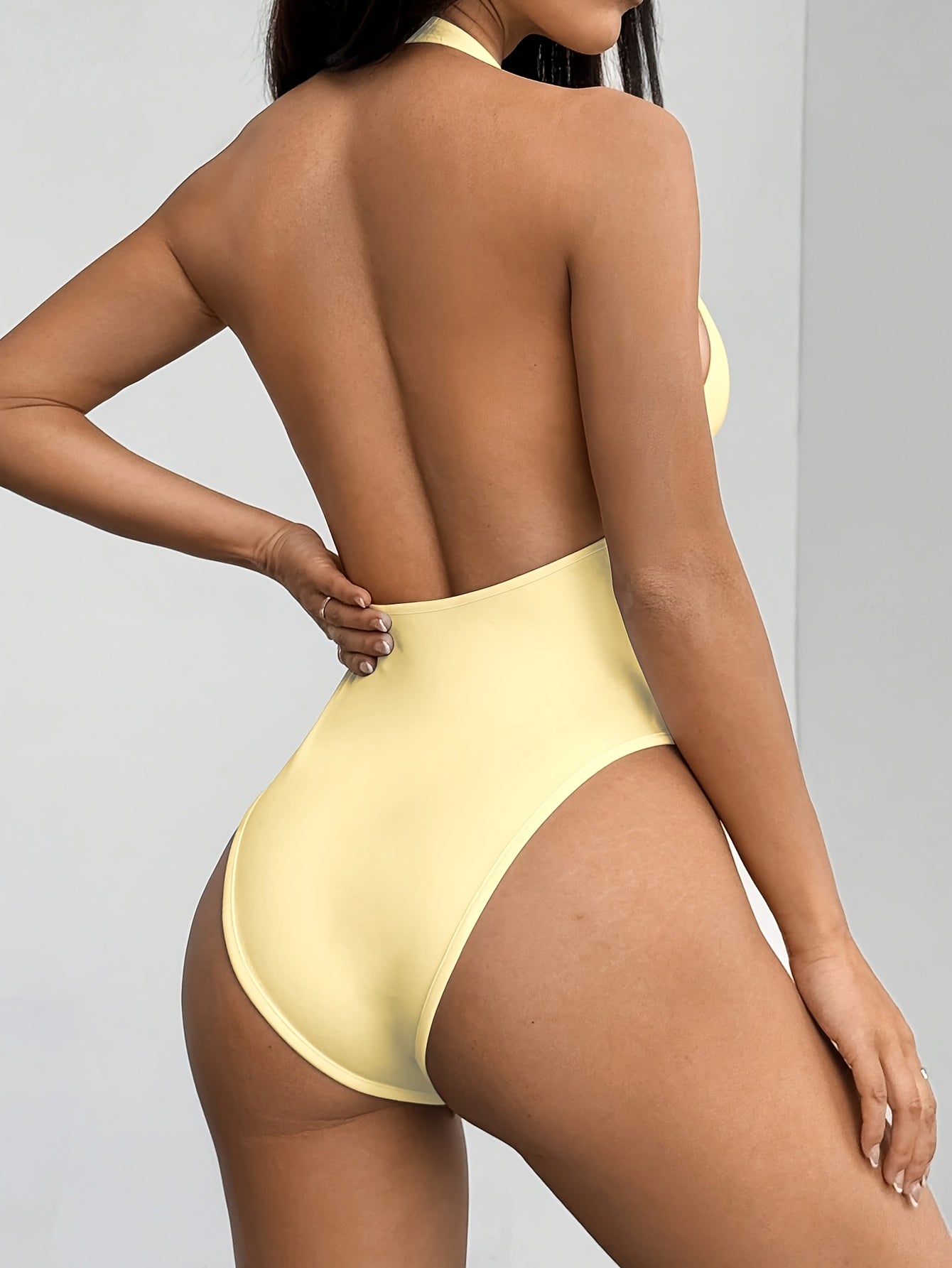 VELSSY – Einfarbiger V-Ausschnitt Bodysuit