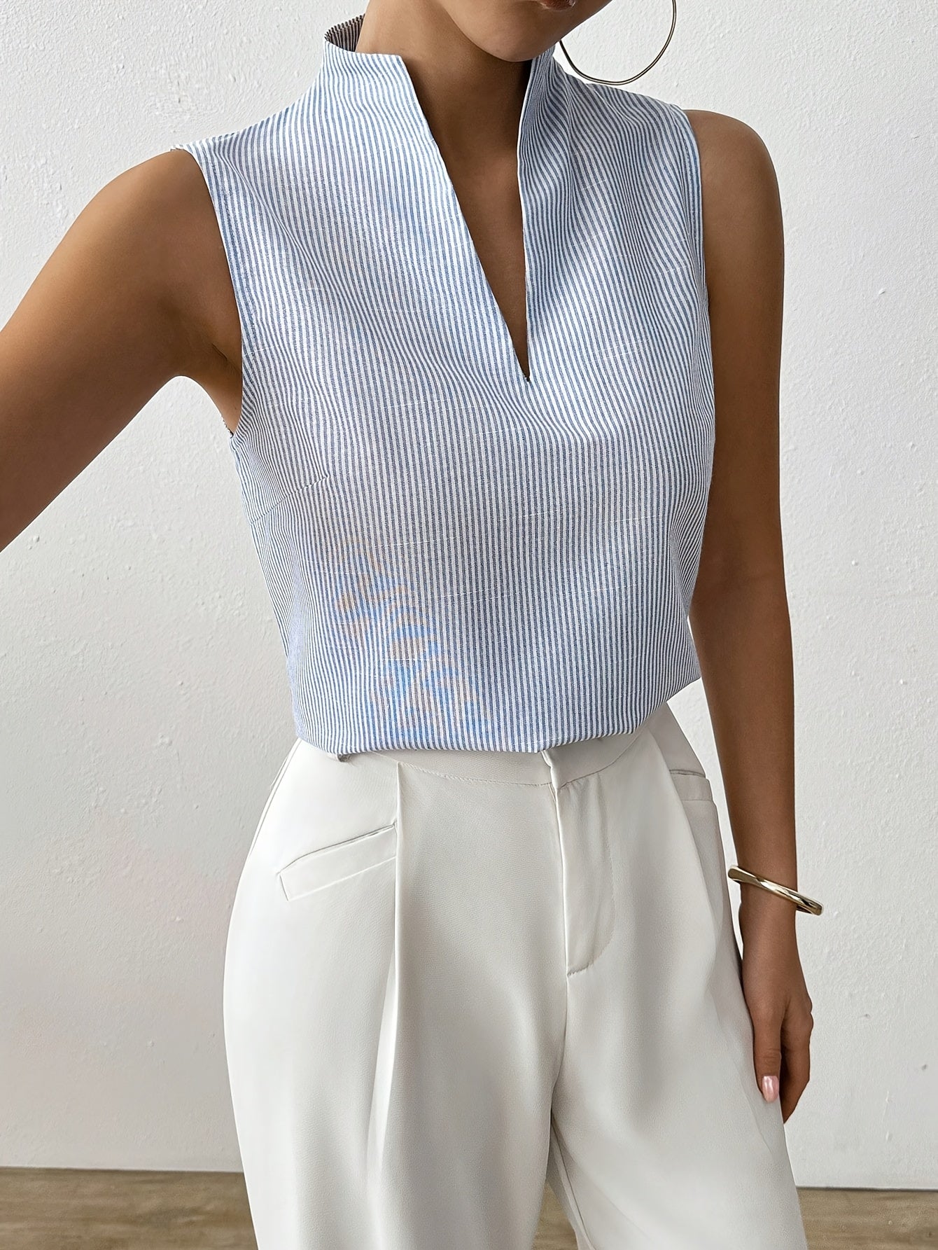 STRIP – Elegantes V-Neck Top mit Streifen