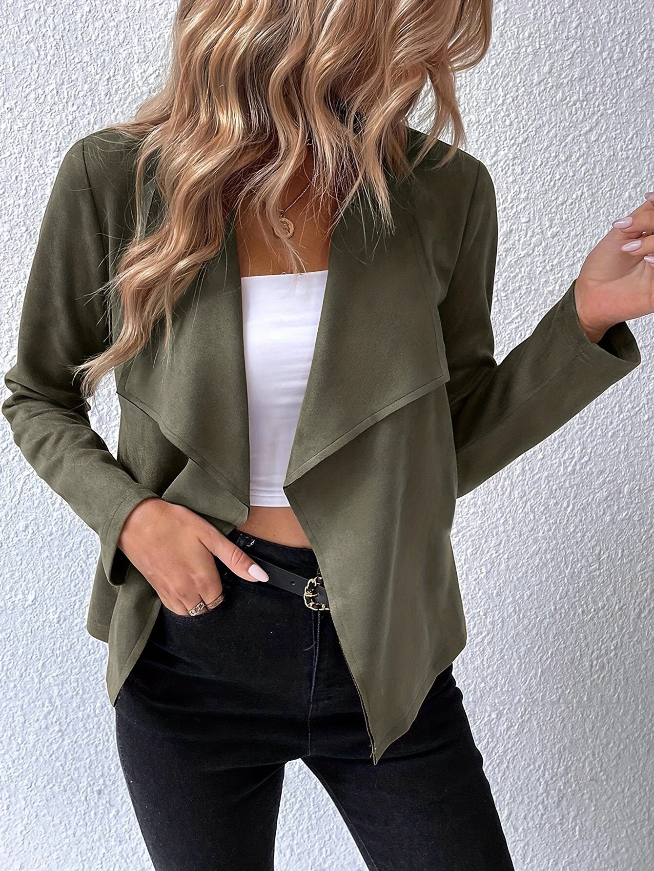 OLIVE – Blazer mit Kunstlederkragen