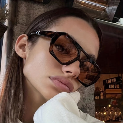 VIBE – Modische Damenbrille mit eckigem Rahmen