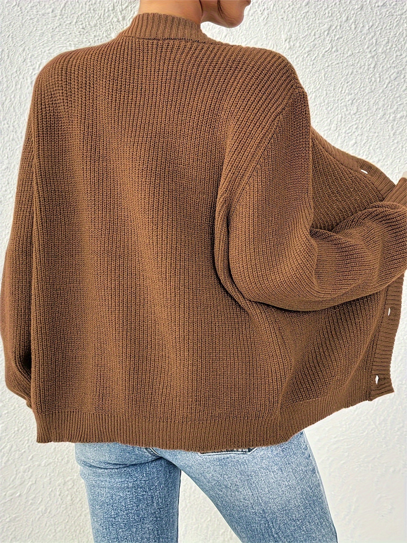 KNIT – Strickjacke mit Knopfleiste