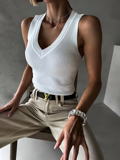 RIBBY – V-Ausschnitt Bodysuit